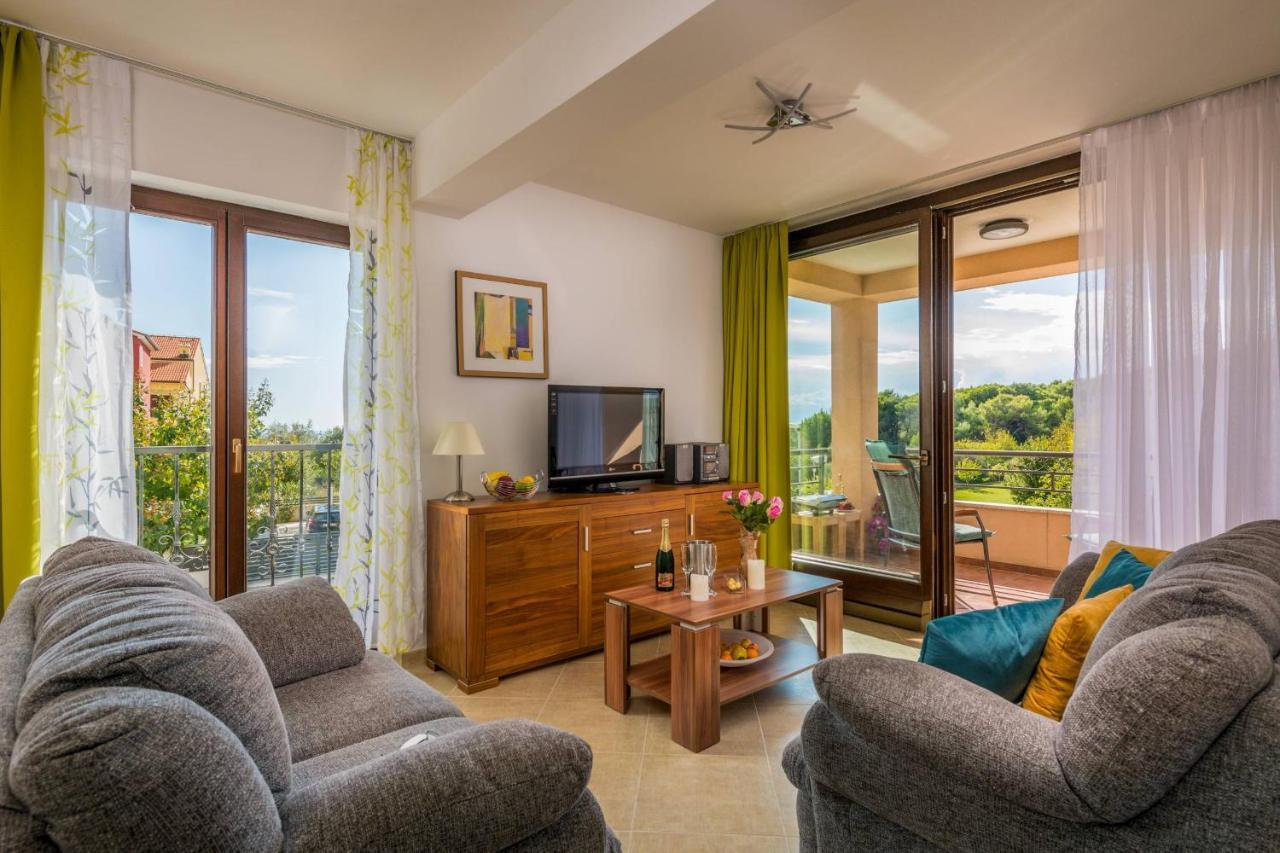 Apartment Carpe Diem เปรมันตูรา ภายนอก รูปภาพ