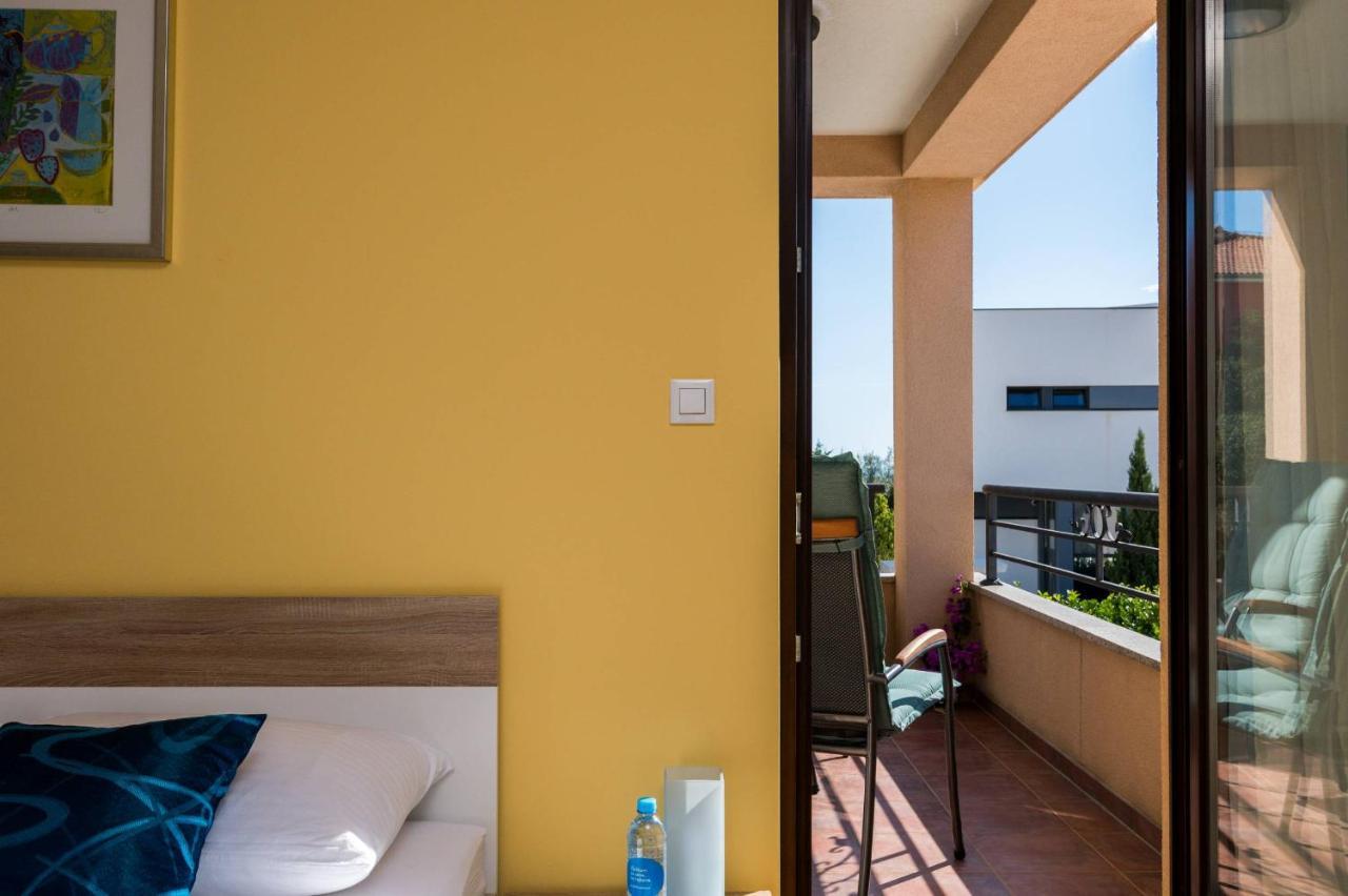 Apartment Carpe Diem เปรมันตูรา ภายนอก รูปภาพ